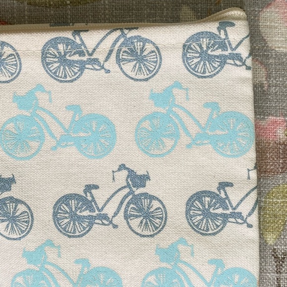 Handmade Pouch Bikes Silkscreened and Sewn in the USA www.shoplittlespoons.com - Picture 8 of 8